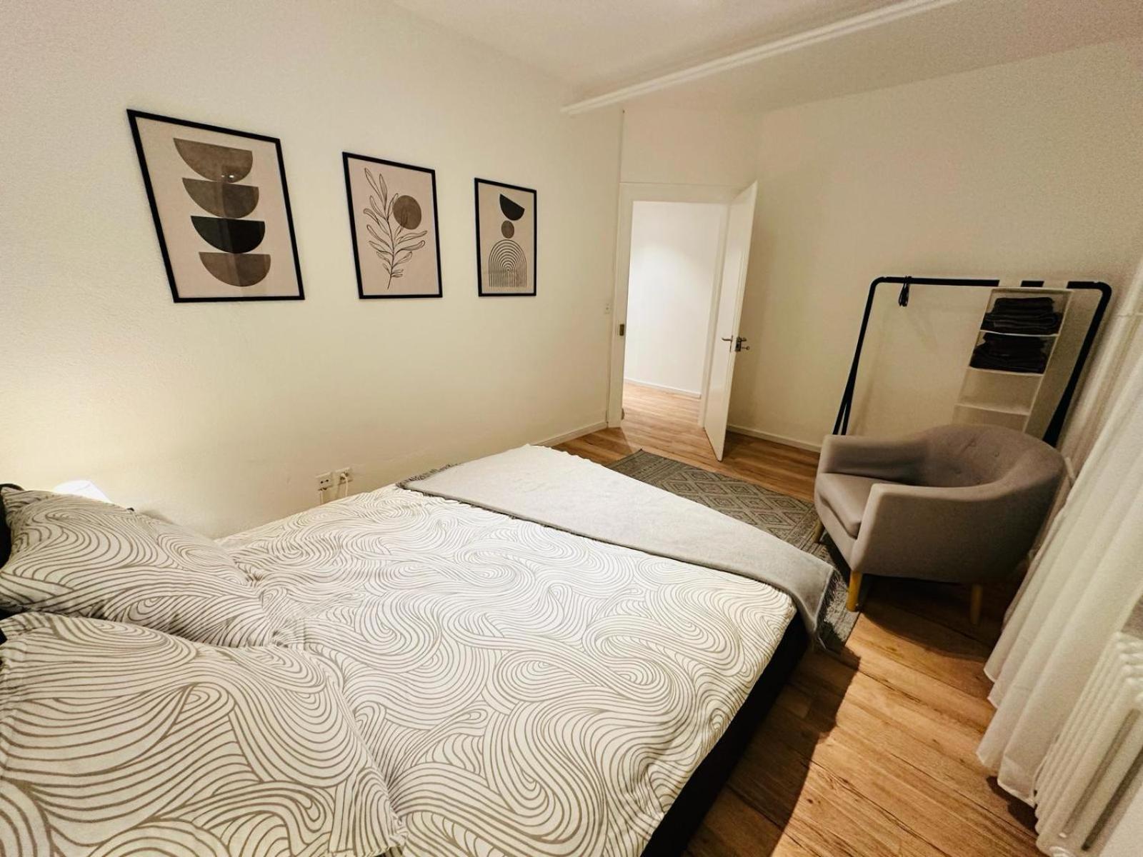 Exclusive Apartment For Families And Business Устер Екстериор снимка