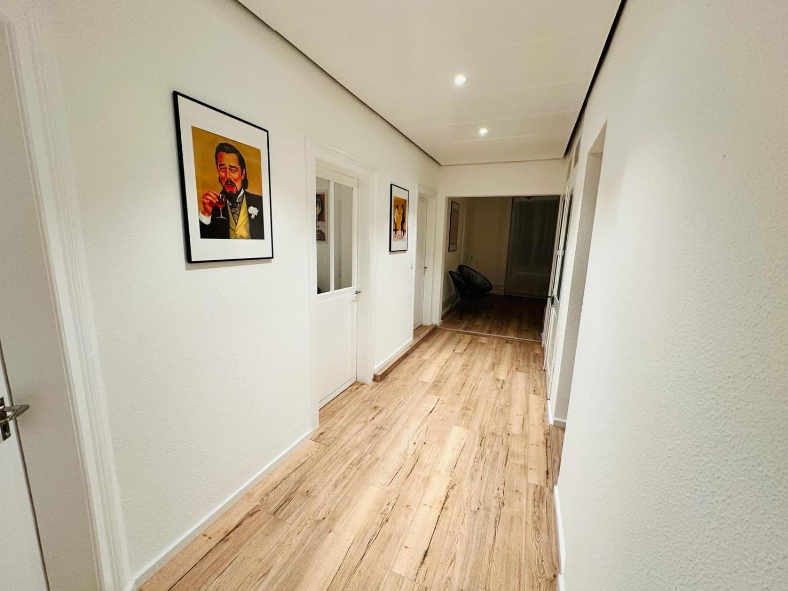 Exclusive Apartment For Families And Business Устер Екстериор снимка