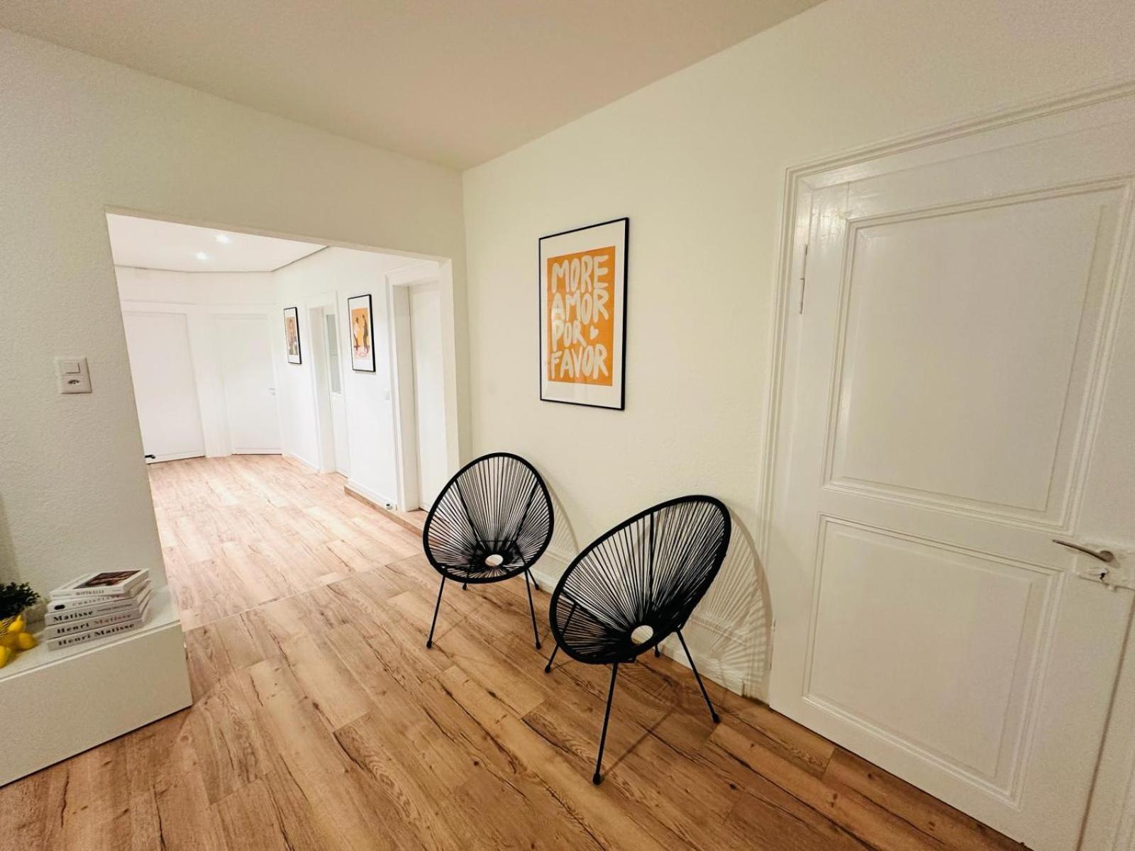Exclusive Apartment For Families And Business Устер Екстериор снимка