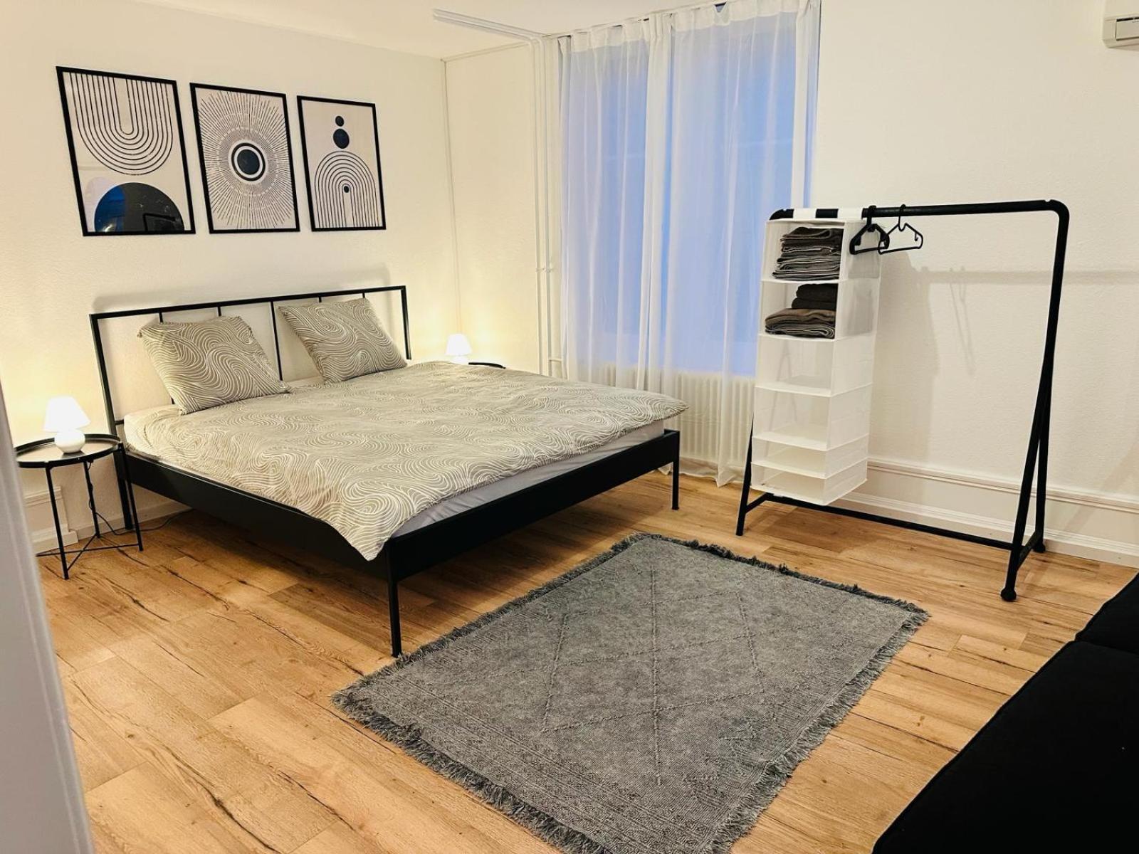 Exclusive Apartment For Families And Business Устер Екстериор снимка